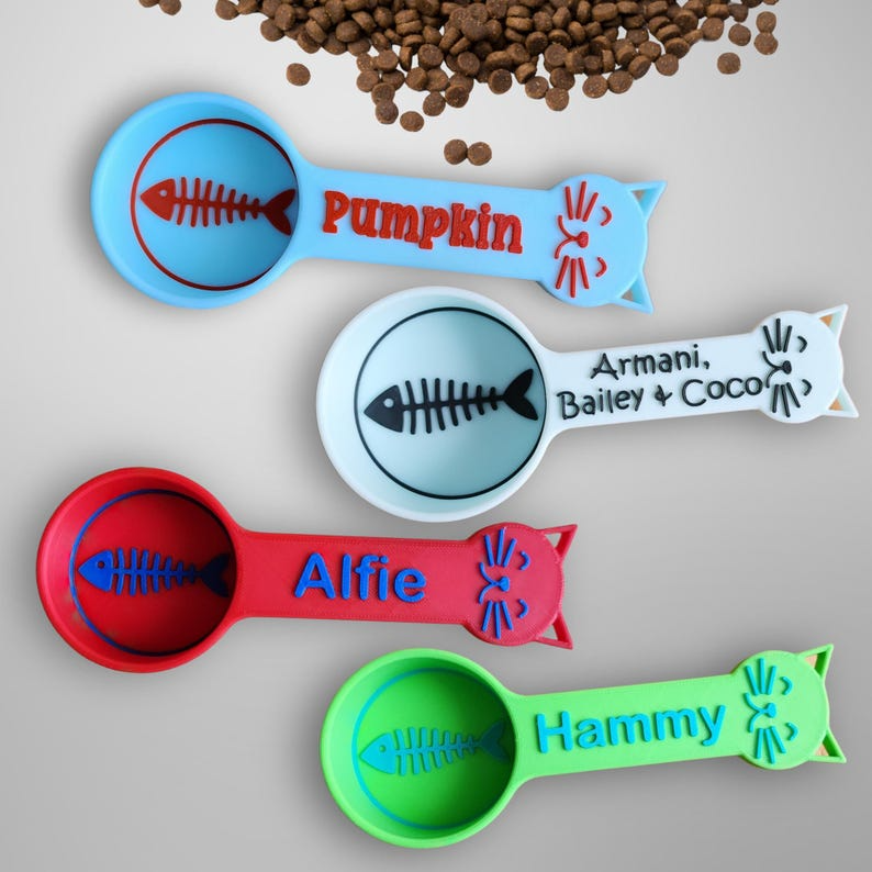 Personalized dog food scoops and cat food scoops