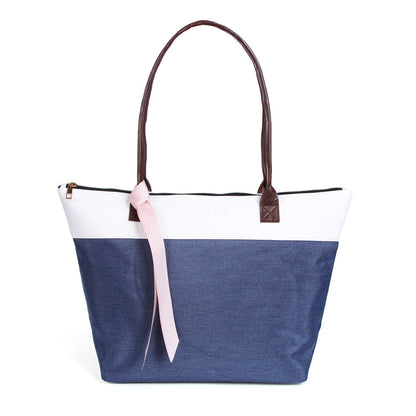 Bridesmaid Tote . Personalized Bridesmaid Gift Bags. Custom Name Bag