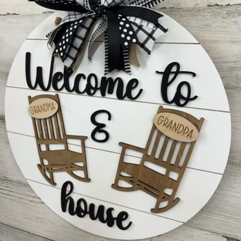 Personalized Grandparents door hanger - Grandma and Grandpa