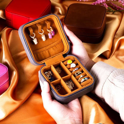Birth Flower Jewelry Travel Case, Birth Month Flower Gift, Personalized Birthday Gift, Leather Jewelry Travel Case