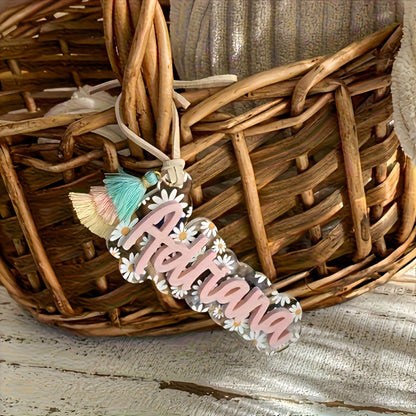 Personalized Floral Keychain for Women - Custom Name in Pastel Pink, Mint, Green, Lavender