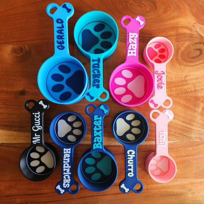 Personalized dog food scoops and cat food scoops