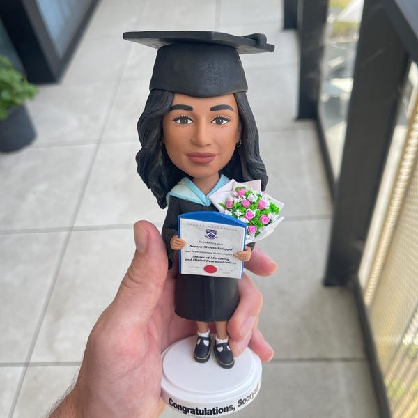Customized Graduation Bobbleheads Figurine