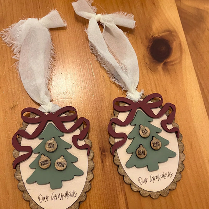 Personalized Family Christmas Ornament: Scalloped Bow