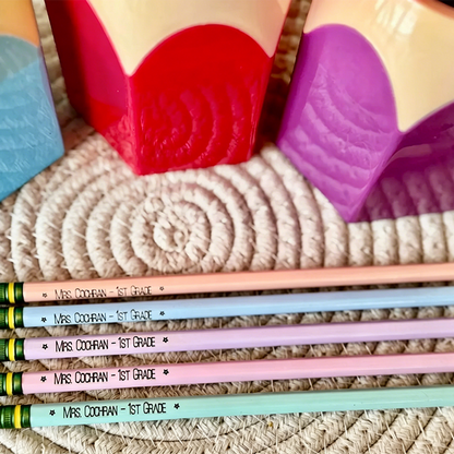 Personalized Teacher Pencil Cup & Engraved Pencils – Custom Desk Organizer, Teacher Gift