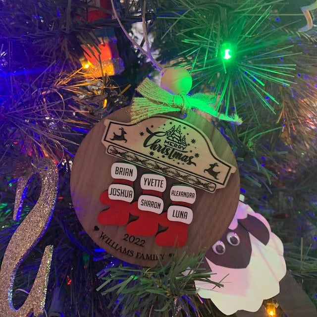 Custom Wooden Family Christmas Ornament | 3dLaser Cut Personalized Family Name 1-10