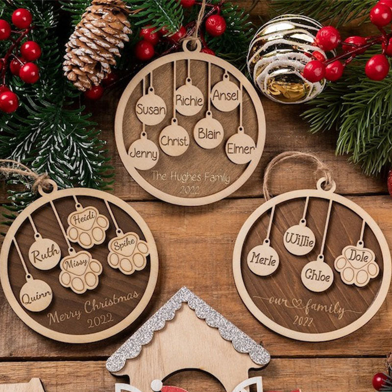 Custom Christmas Ornament,Personalized Family And Pet Ornament,Engraved Wood Ornament,Family And Pet Christmas Gift Decor