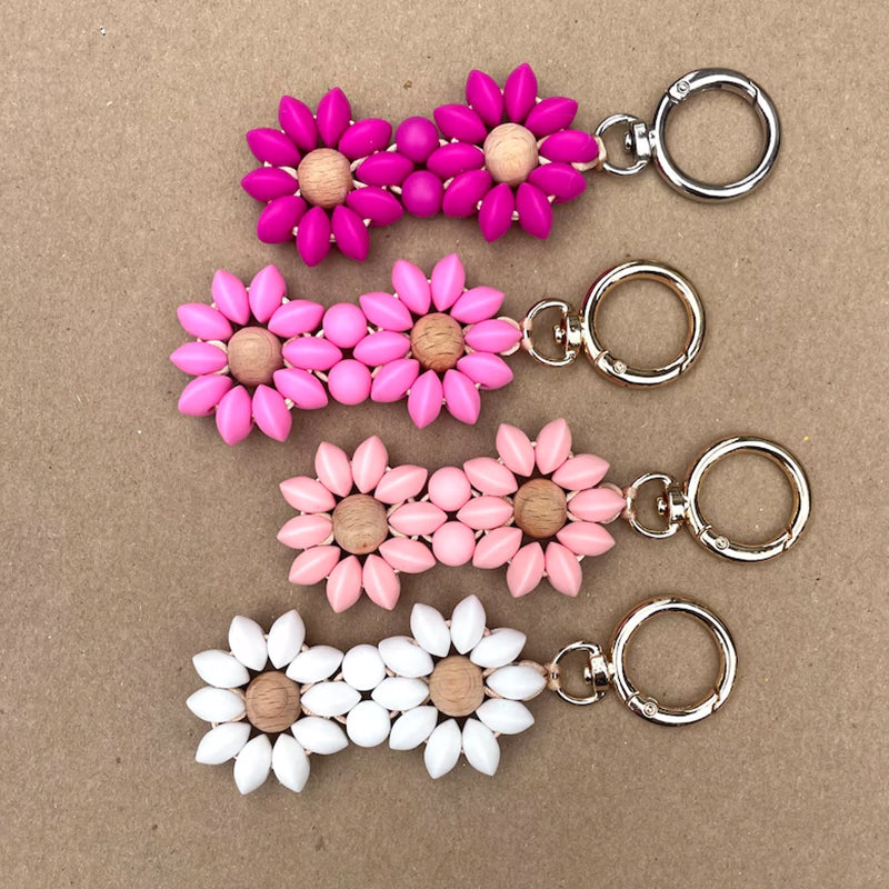 Personalized Daisy Flower Name Keychain Birthday Party Favors Custom Flower Girl