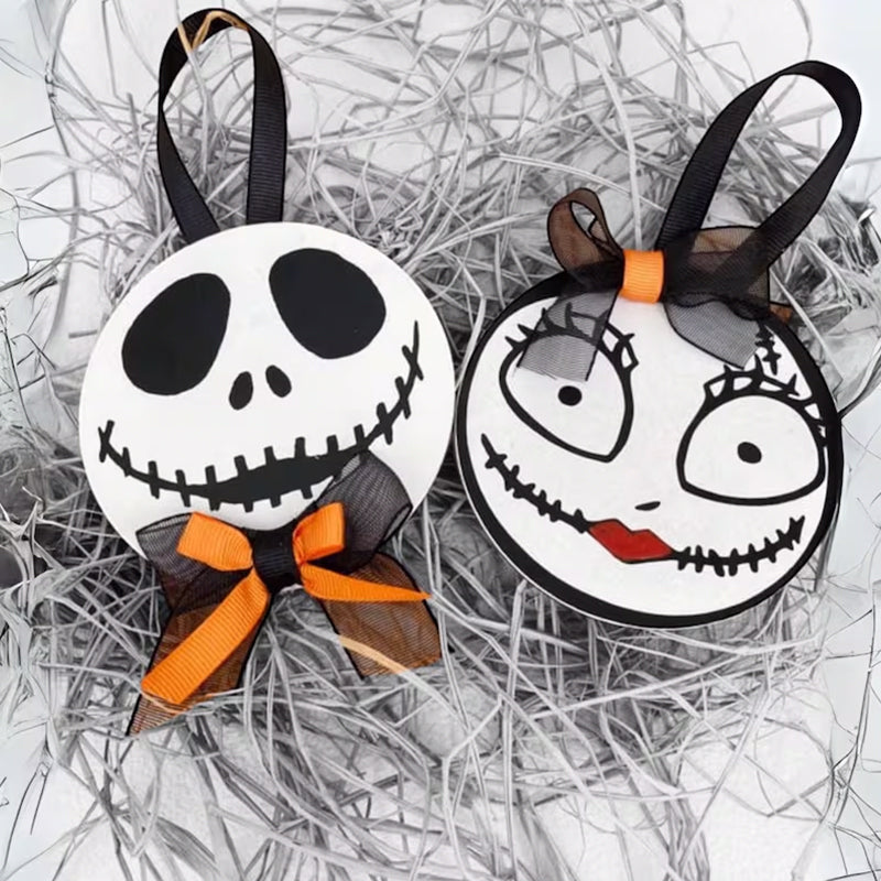 Scary Wall Hanging, Spooky Halloween Door Wreath