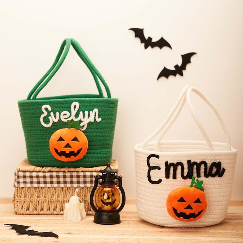 Halloween treat bag, Halloween Basket, Halloween Tote, Trick-or-treat basket