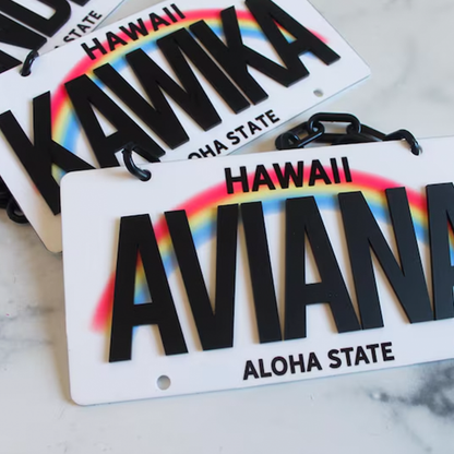 Hawaii License Plate Lei | License Plate Lei | Graduation Acrylic Sign
