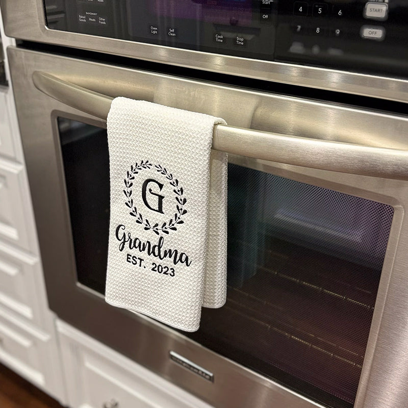 Personalized gift for grandma, Embroidered kitchen towels