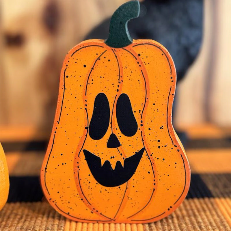 Personalized Halloween pumpkins, Wooden Halloween pumpkins with names