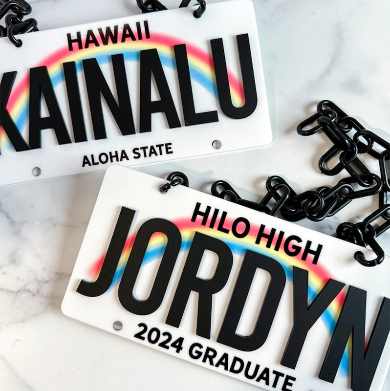 Hawaii License Plate Lei | License Plate Lei | Graduation Acrylic Sign