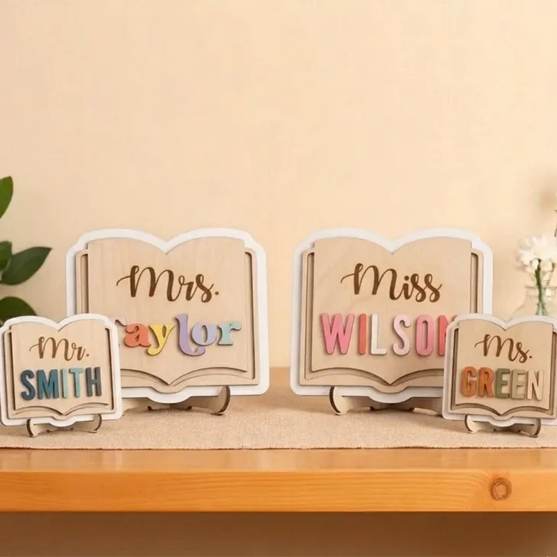 Personalized Teacher Gift, Custom Teacher Name Sign for Desk, 3D Layered