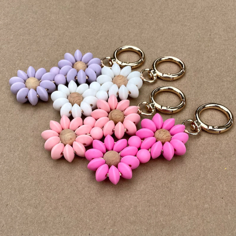 Personalized Daisy Flower Name Keychain Birthday Party Favors Custom Flower Girl