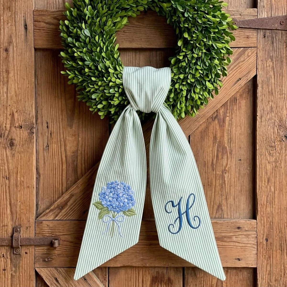 Hydrangea Wreath Sash with Ricrac Edge, Door Decor