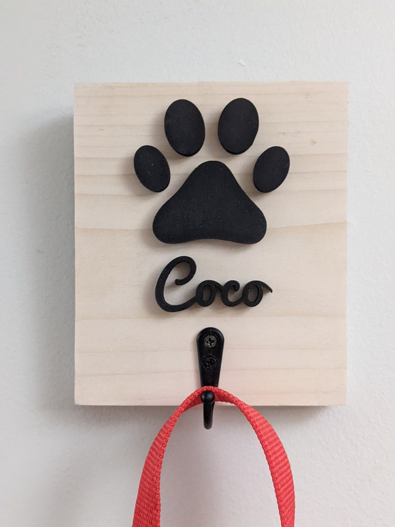 Personalized Pet Leash Wall Holder