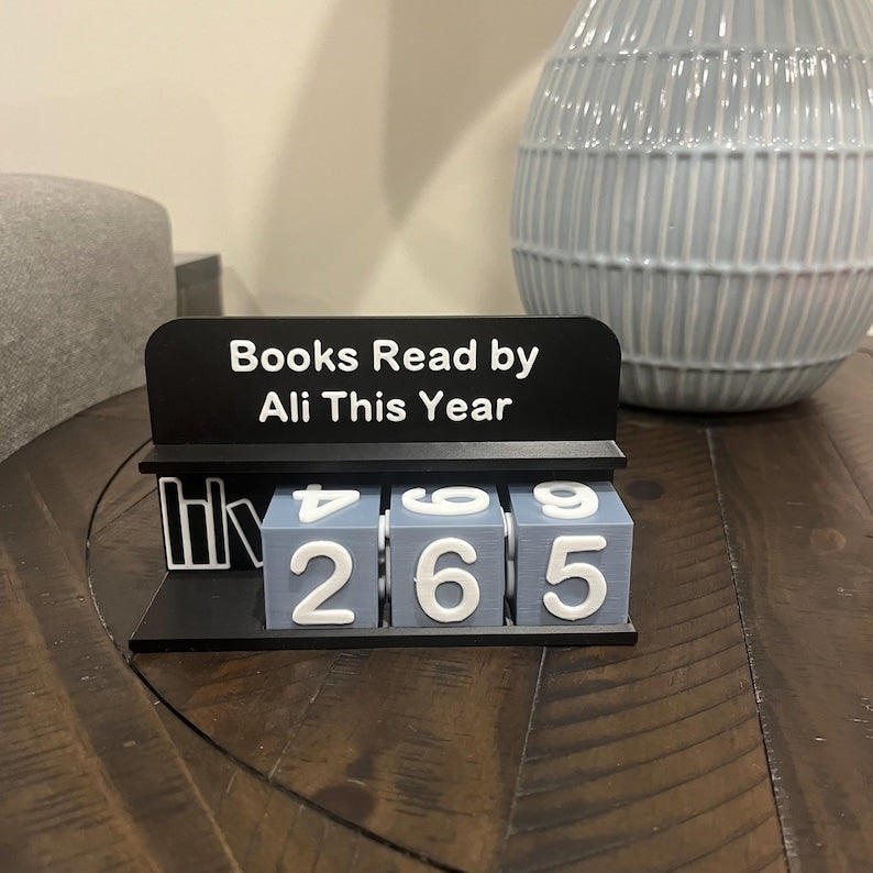 Personalized Books Read Tracker - Book Counter Sign