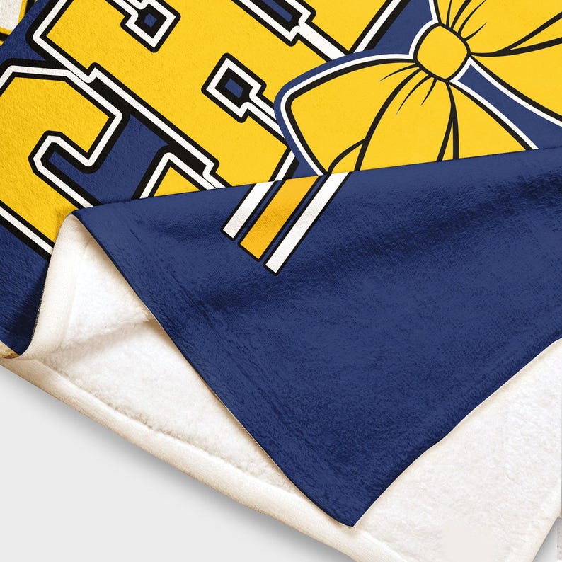 Personalized Cheerleading Blanket: Cheerleading Blanket, Senior Night Gift