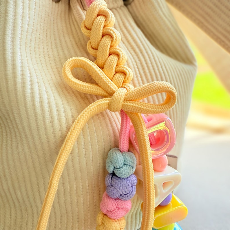 Custom Name Keychain with Knot