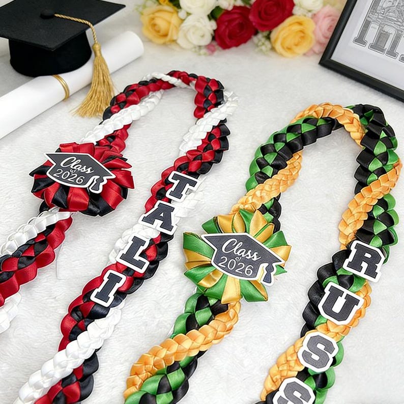 Personalized Tri-Color Graduation Lei , Custom 3 Ribbon Colors, Class of 2026